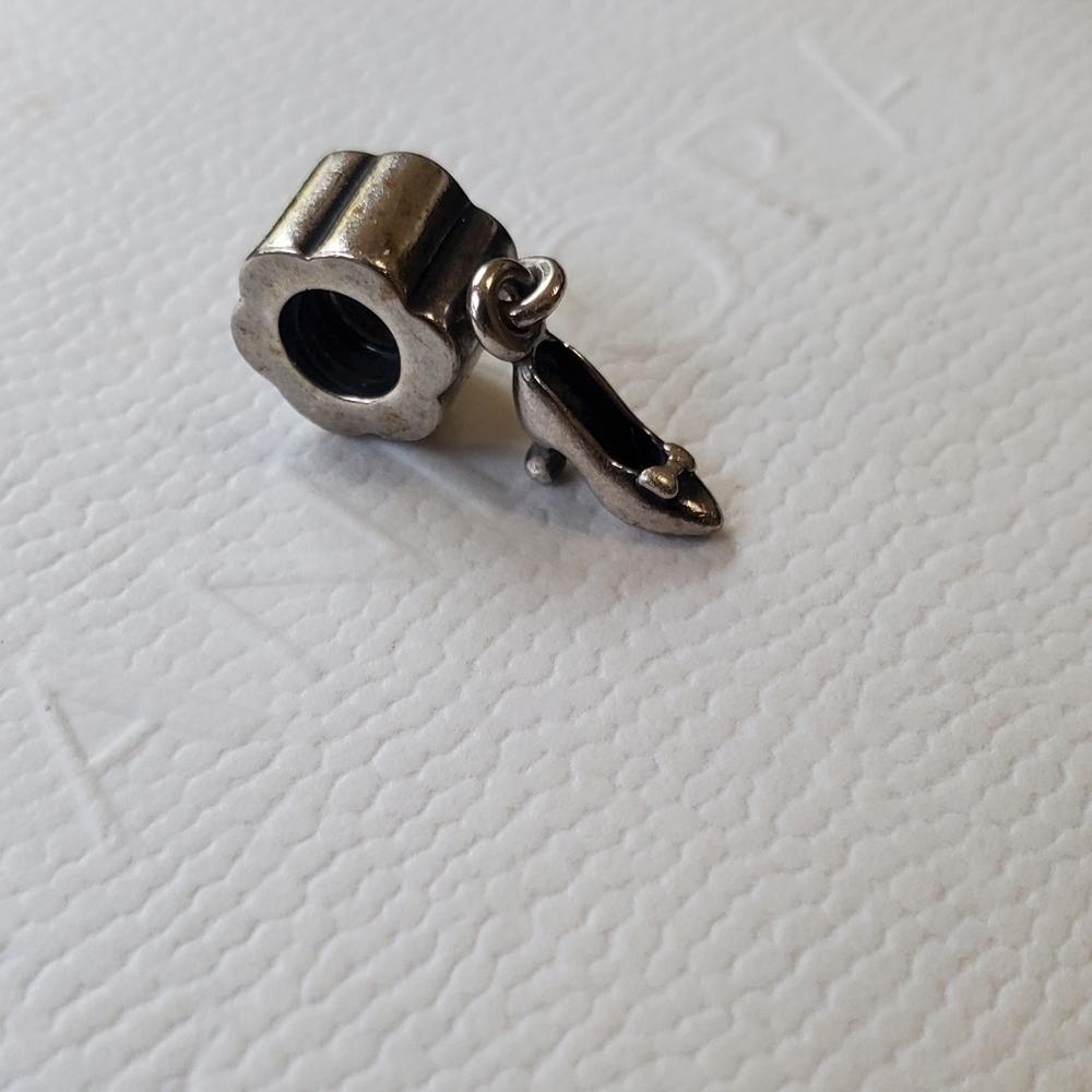 Authentic Pandora Stiletto Shoe retired charm - Picture 4 of 8